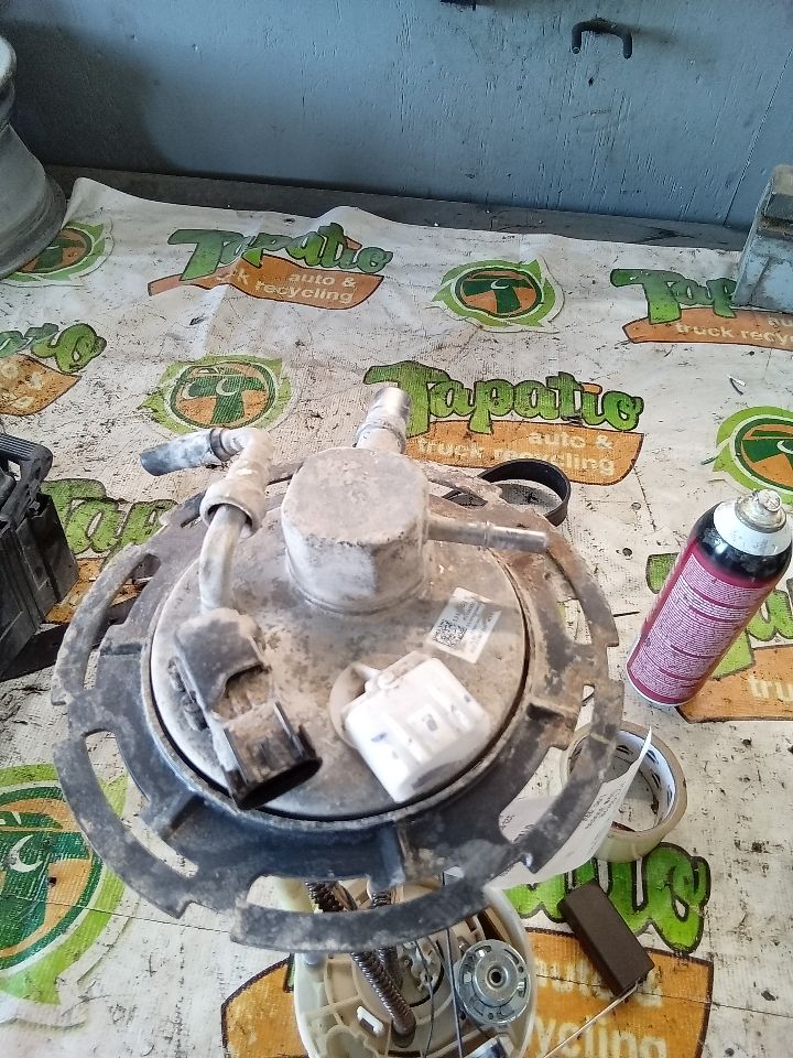 2016 General Motors SILVERADO 1500 PICKUP Fuel Pump