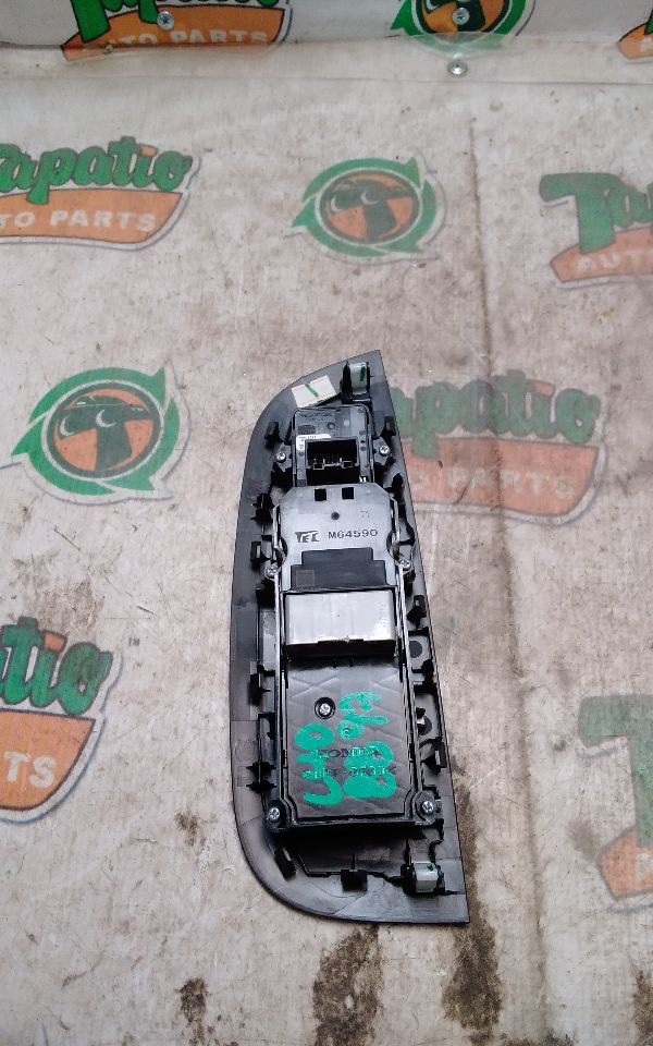 Part image 3