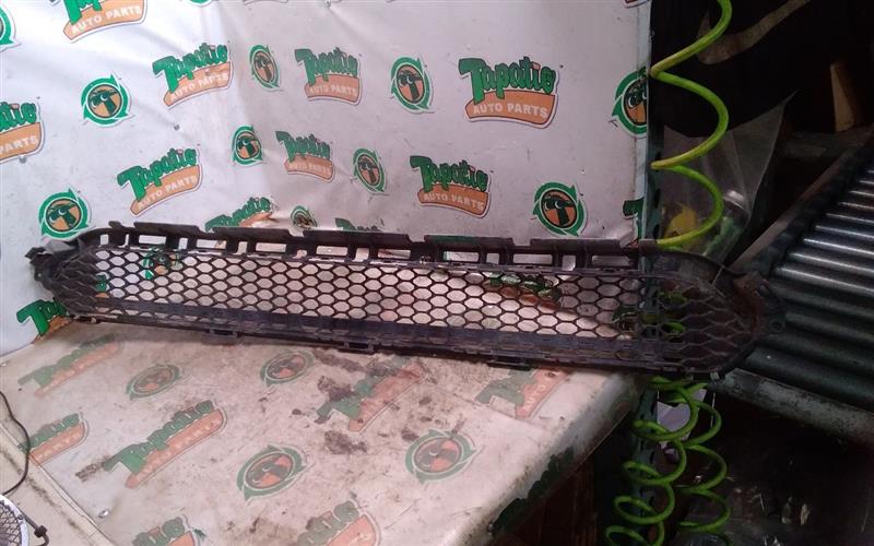 2016 Honda PILOT Grille