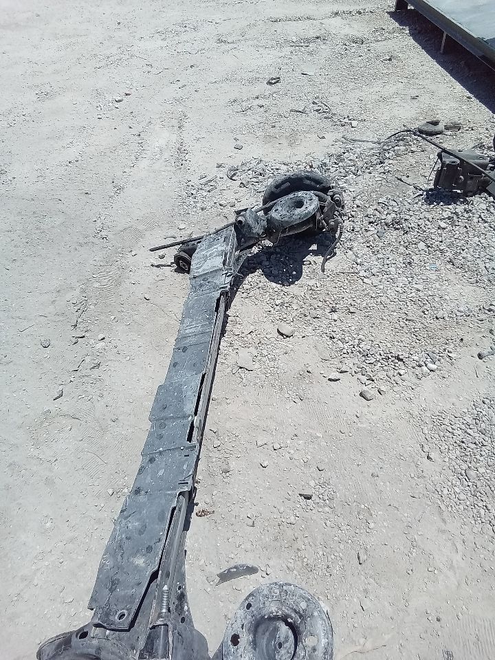 Part image 4