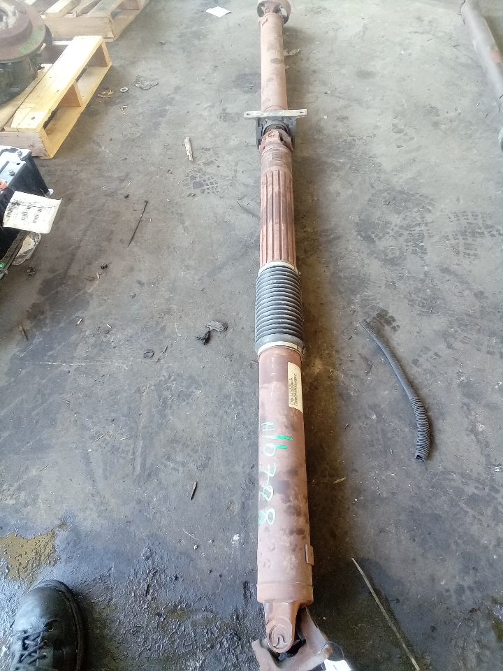 2017 Chrysler DODGE 1500 PICKUP Drive Shaft, Rear