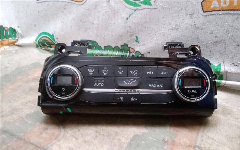 2021 Ford ESCAPE Radio Audio
