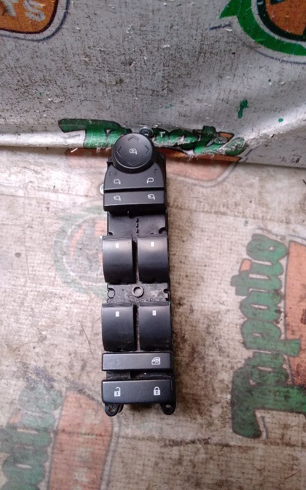Used 2007 General Motors ACADIA Front Door Switch - Stock #H11066