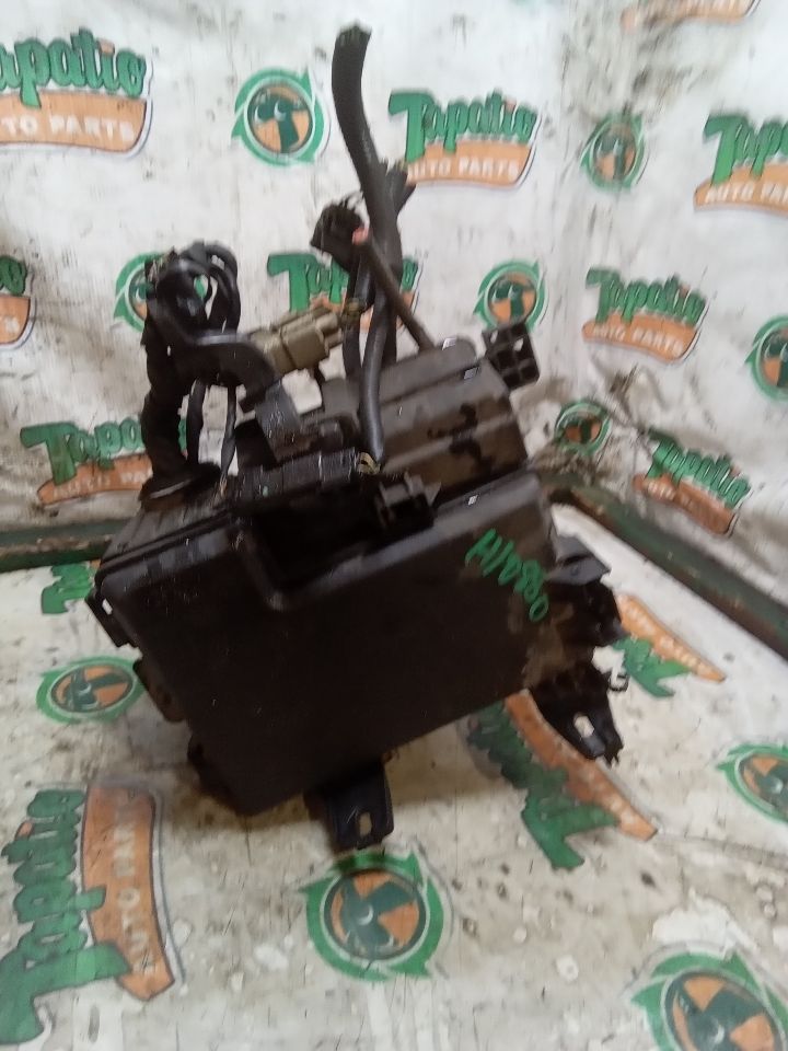 Part image 3