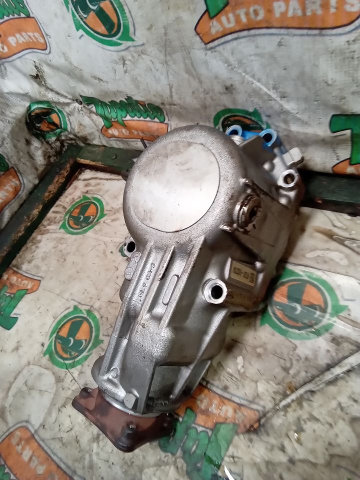 Part image 3