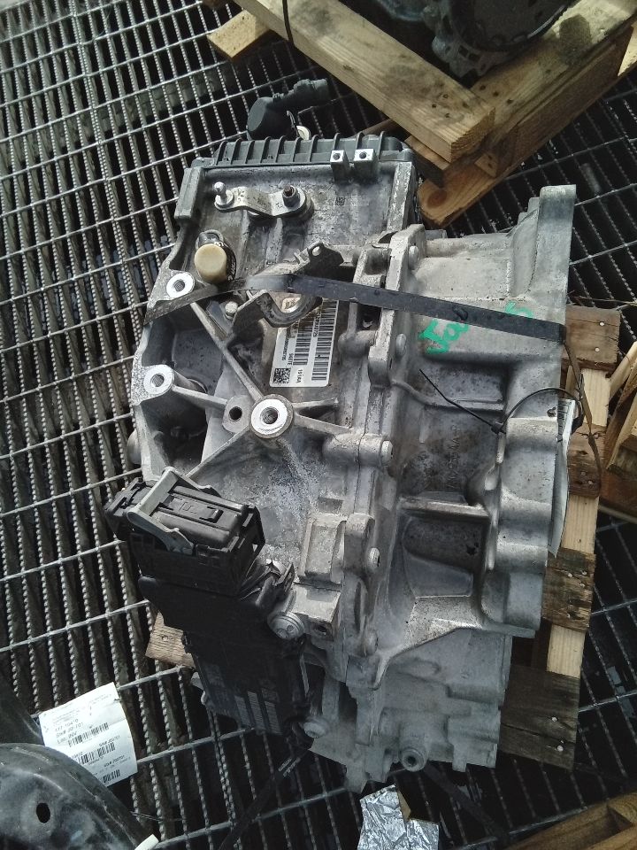 Part image 8