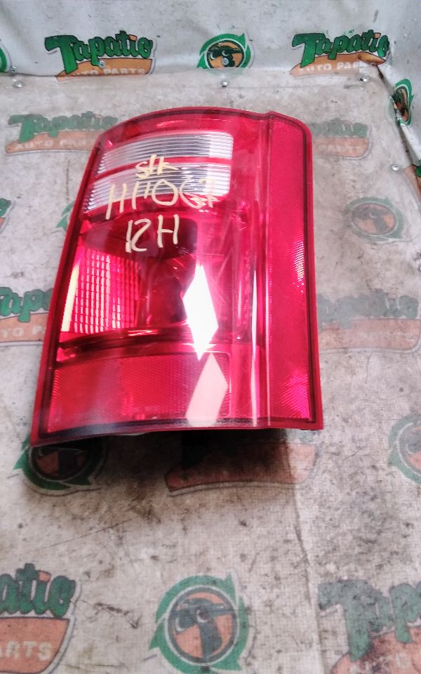 2008 Chrysler CARAVAN Tail Lamp