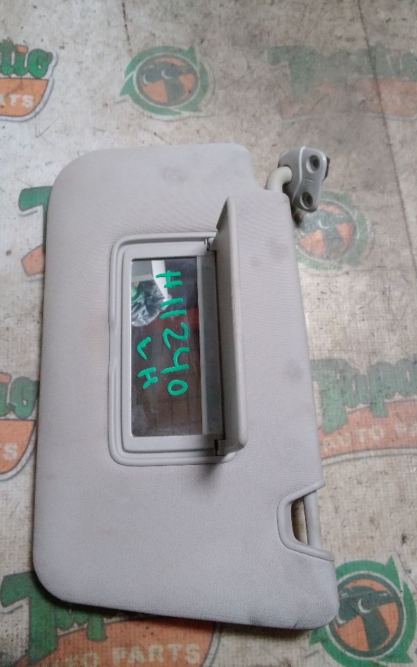 2016 Nissan ROGUE Sun Visor