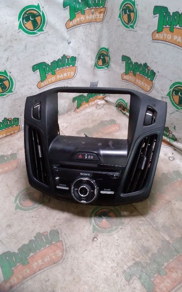 Used 2013 Ford FOCUS Radio Audio - Stock #H11361