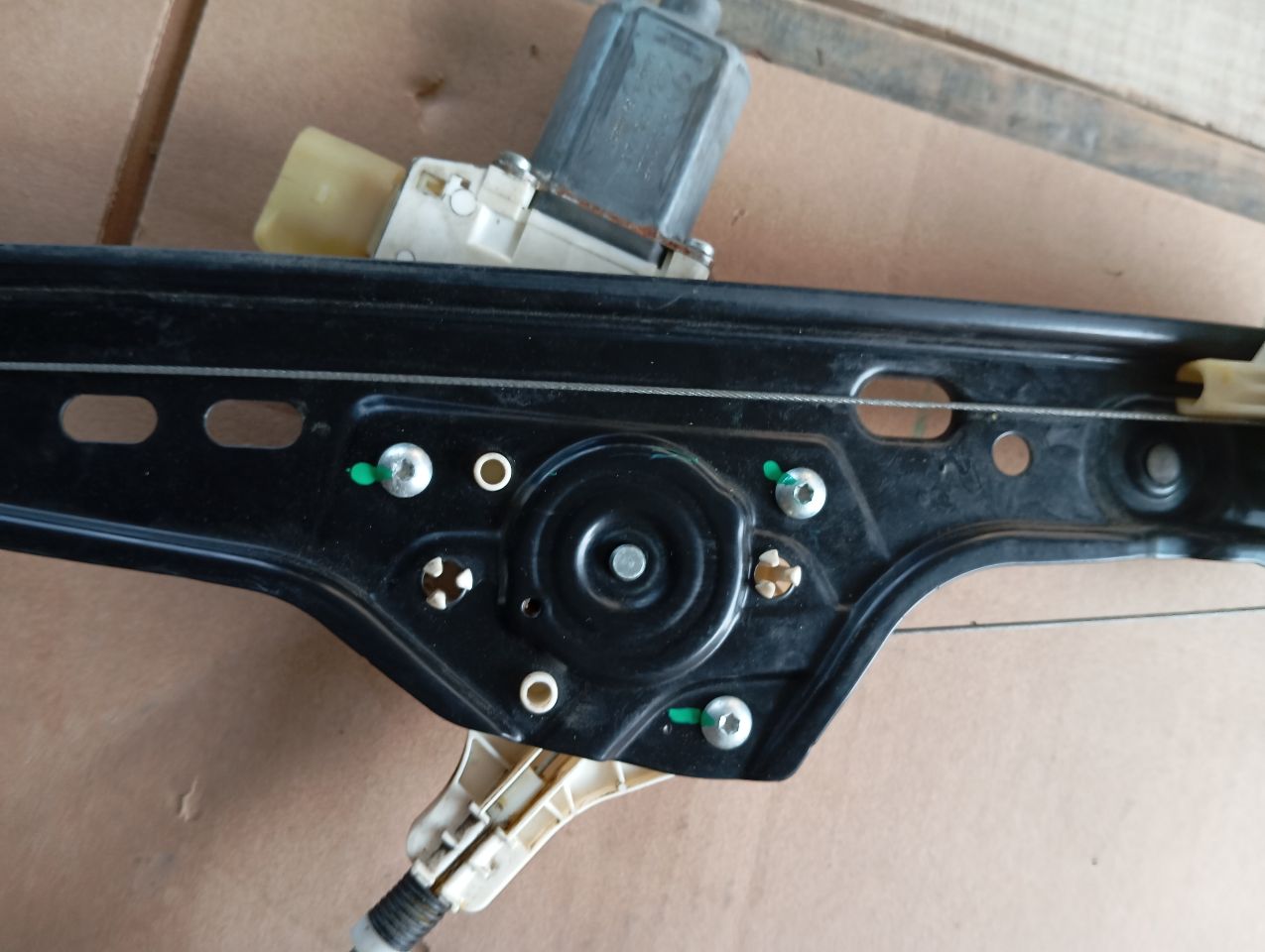 Part image 6