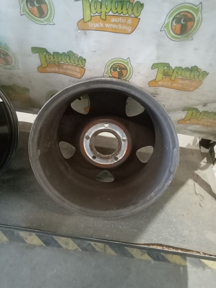 Part image 2