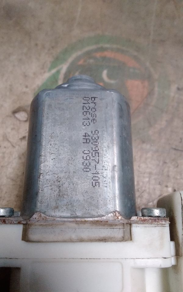 Part image 3