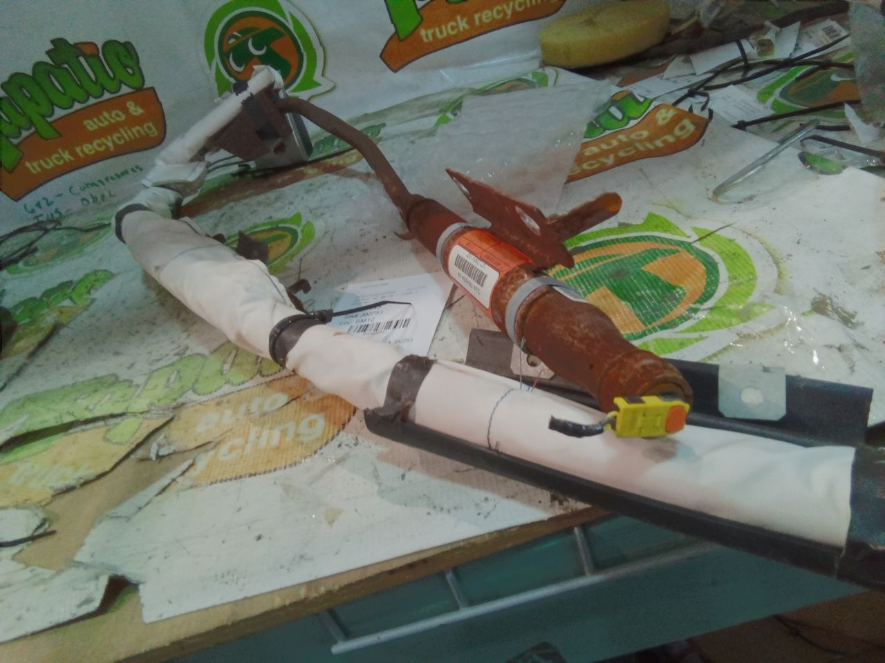Part image 3