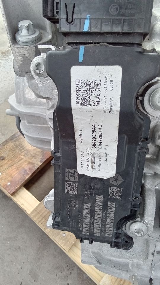 Part image 4
