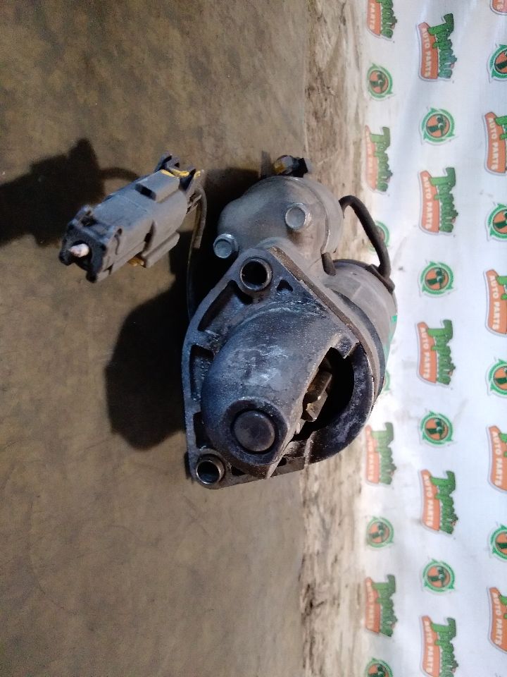 Part image 4