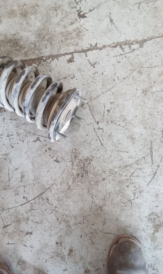 2012 GRAND CHEROKEE Jeep Strut