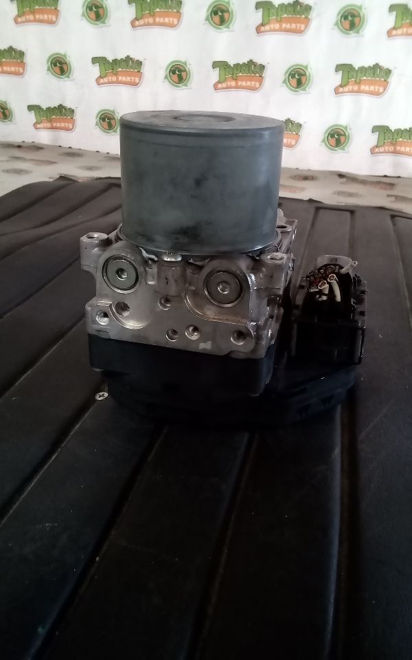 Used 2010 Toyota RAV4 Anti-lock Brake Pts - Stock #A09546