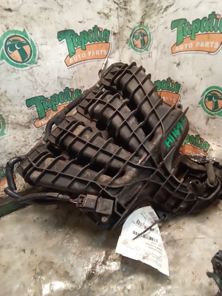 2010 Chrysler JOURNEY Intake Manifold