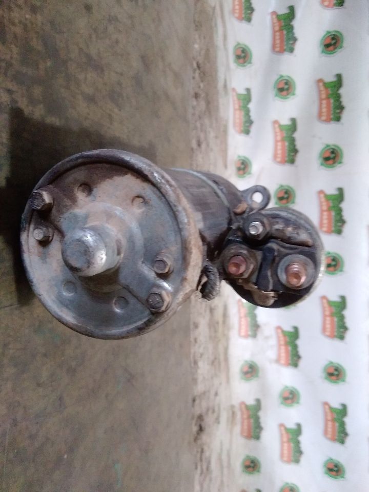 Part image 4