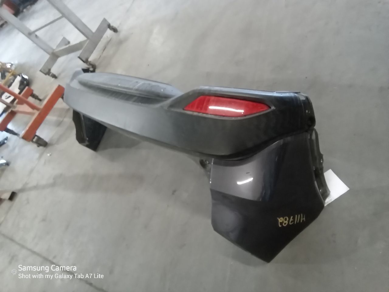 Part image 3