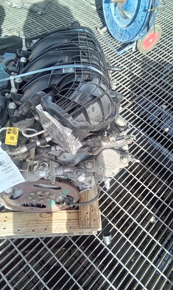Part image 3