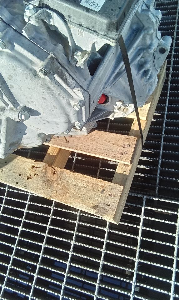 Part image 7
