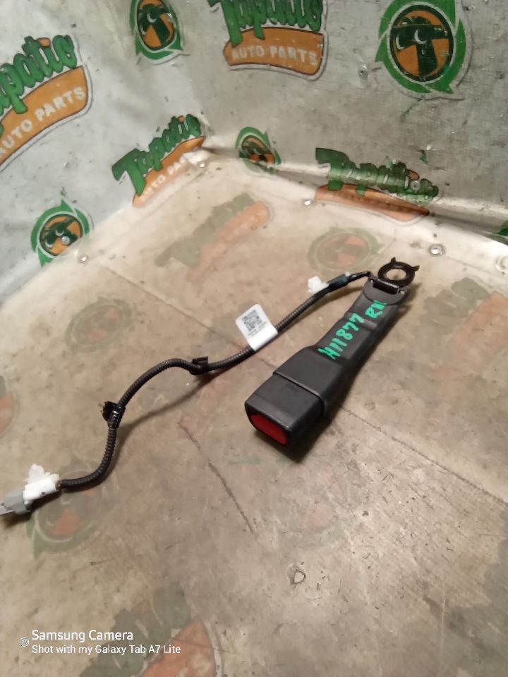 Used 2018 Toyota CAMRY Seat Belt, Front - Stock #H11877