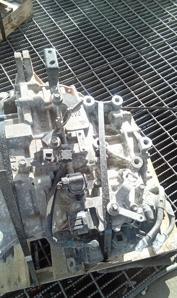 Part image 3
