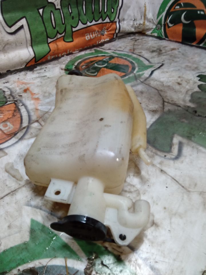 2006 Toyota TUNDRA Coolant Reservoir