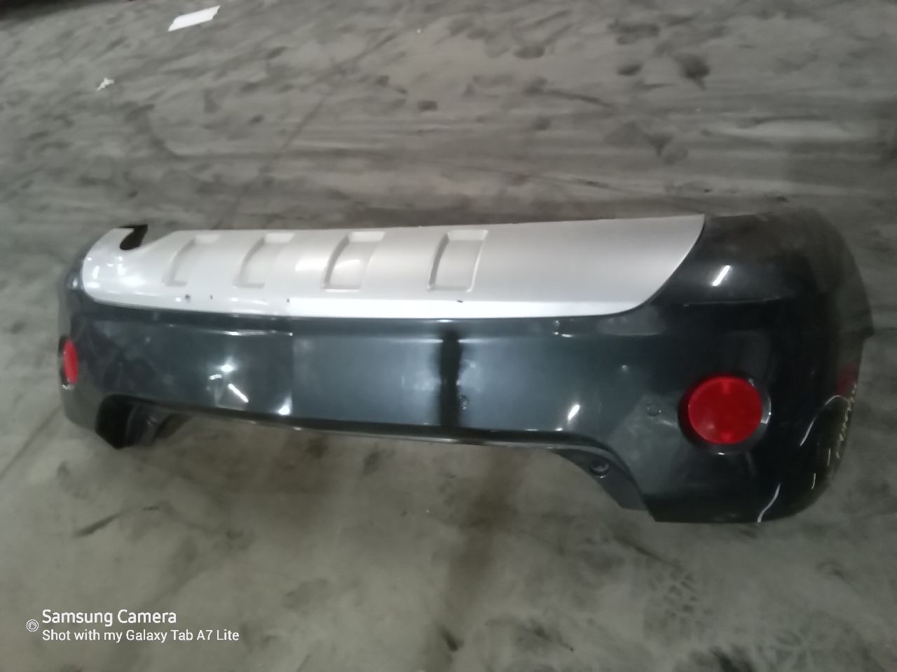 Part image 3