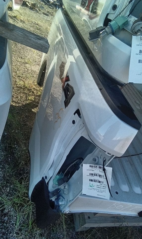 Part image 10