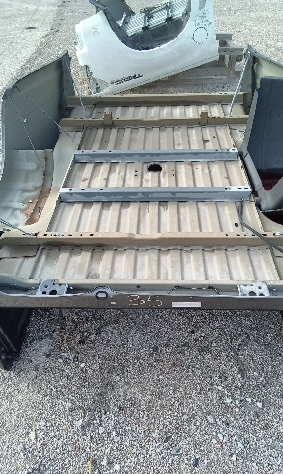 Part image 8