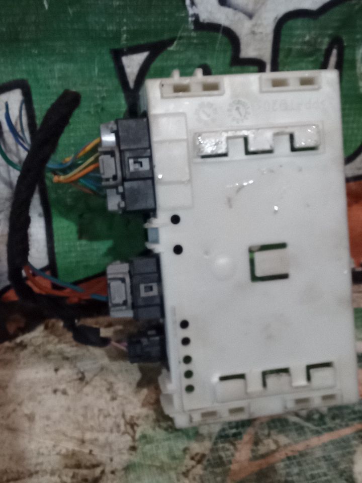 Part image 6