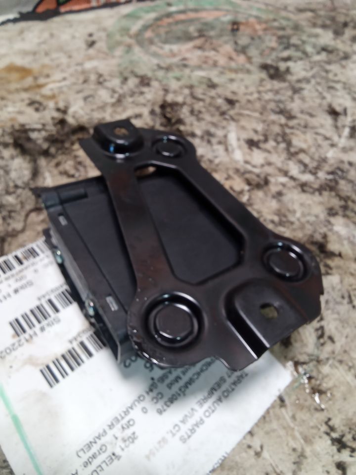 Part image 8