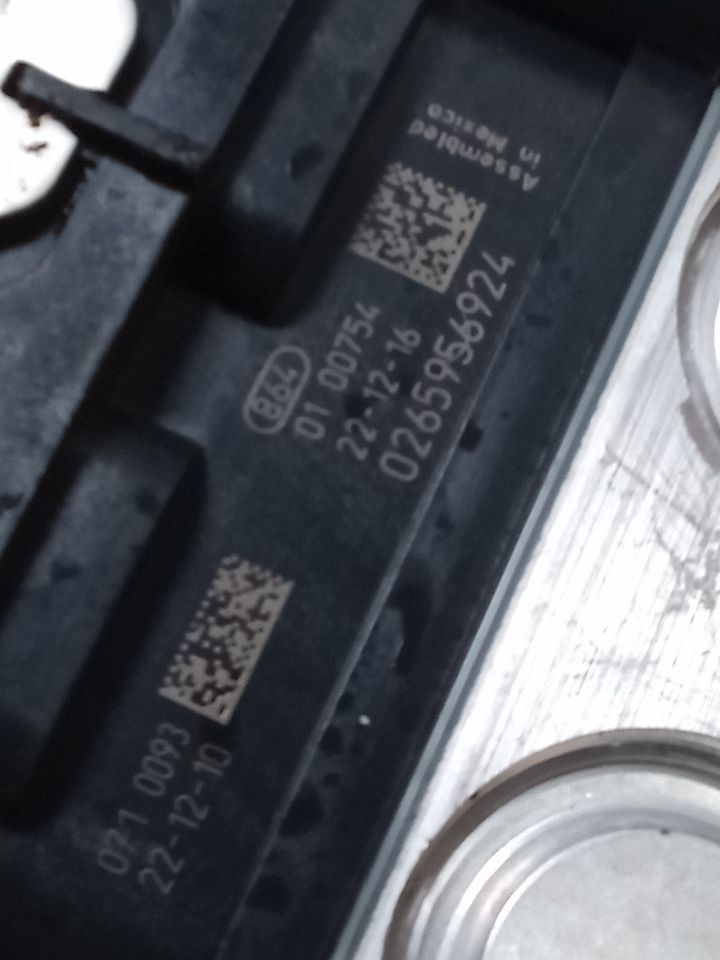 Part image 10