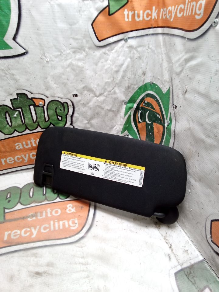 Used 2018 Chrysler DURANGO Sun Visor - Stock #H12539