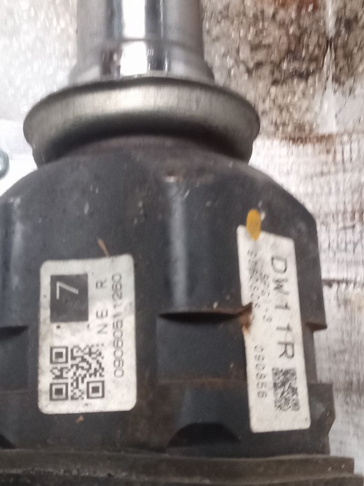 Part image 7