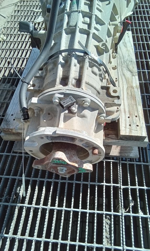 Part image 8