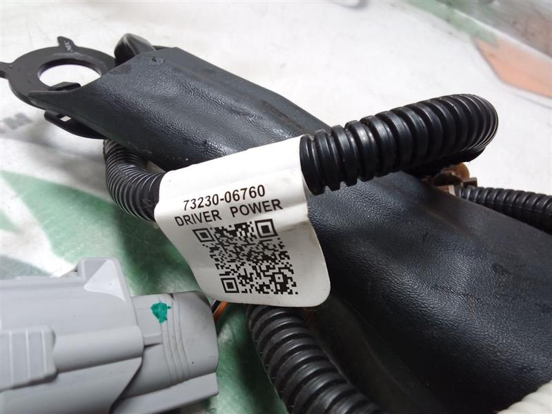 Used 2020 Toyota CAMRY leather seats - Stock #H12208