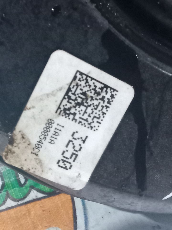 Part image 5