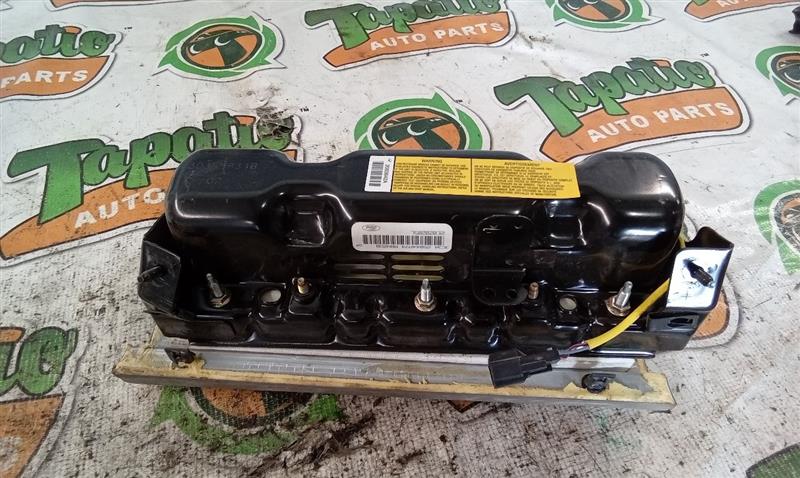 Part image 10
