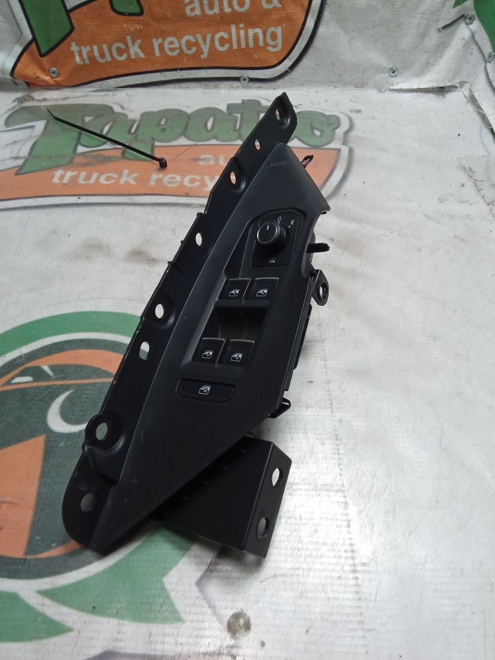 Used 2023 Volkswagen JETTA Front Door Switch - Stock #H12233
