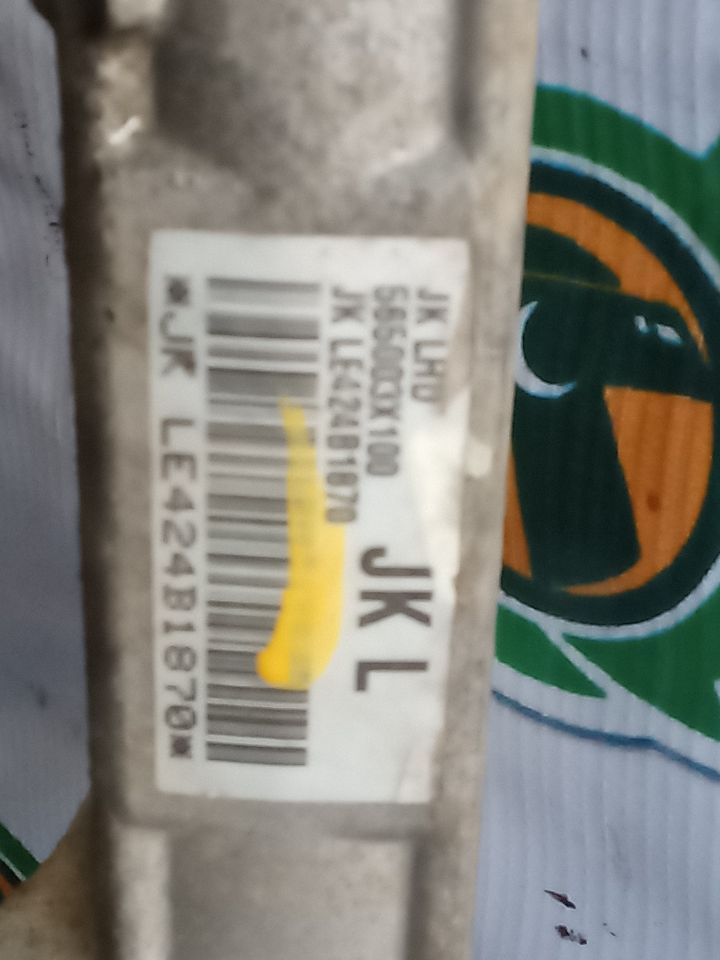 Part image 7
