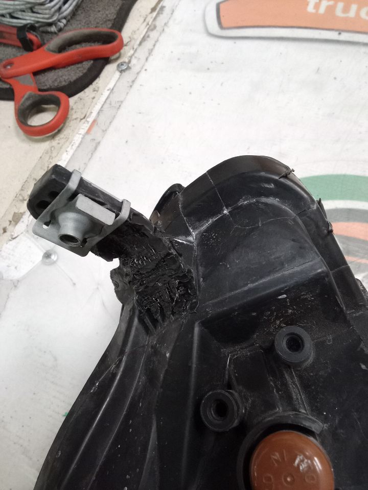 Part image 6