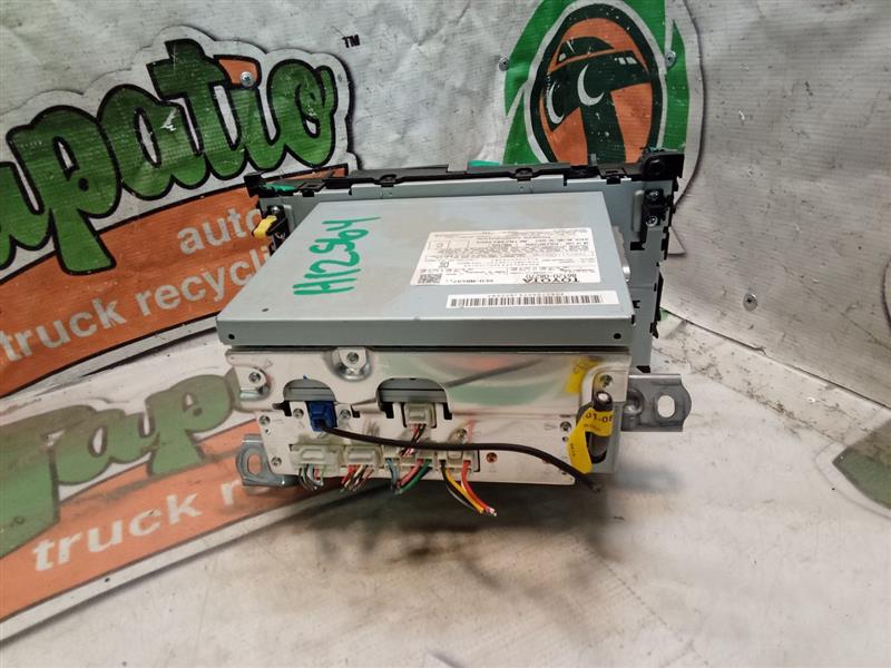 Used 2013 Toyota SIENNA ID P1842 on radio face - Stock #H12564