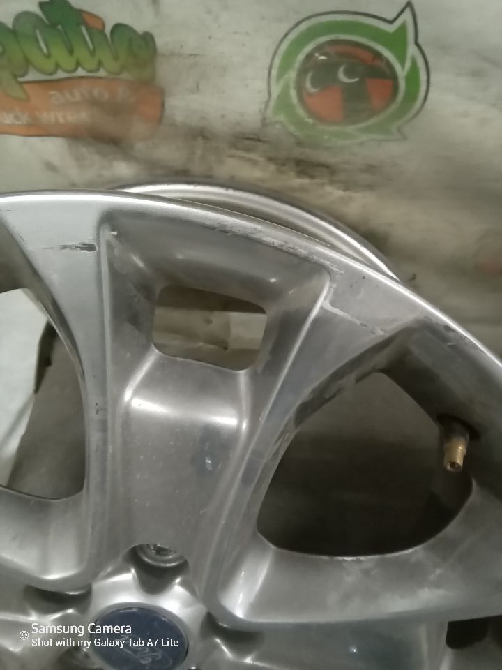 Part image 3