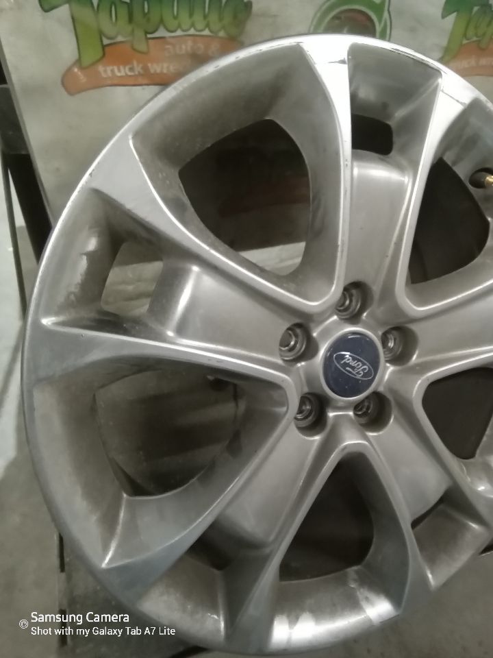 Part image 4
