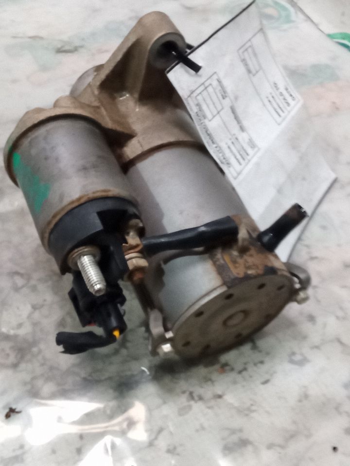 Part image 9