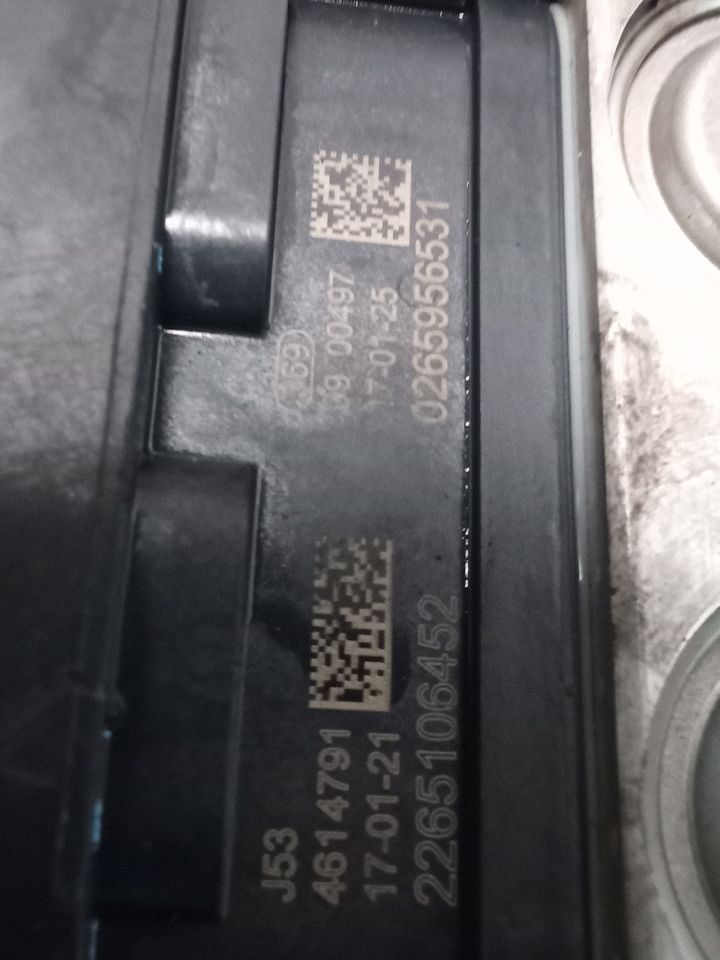 Part image 8