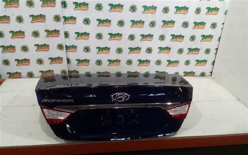 2013 Hyundai SONATA Decklid  Tailgate